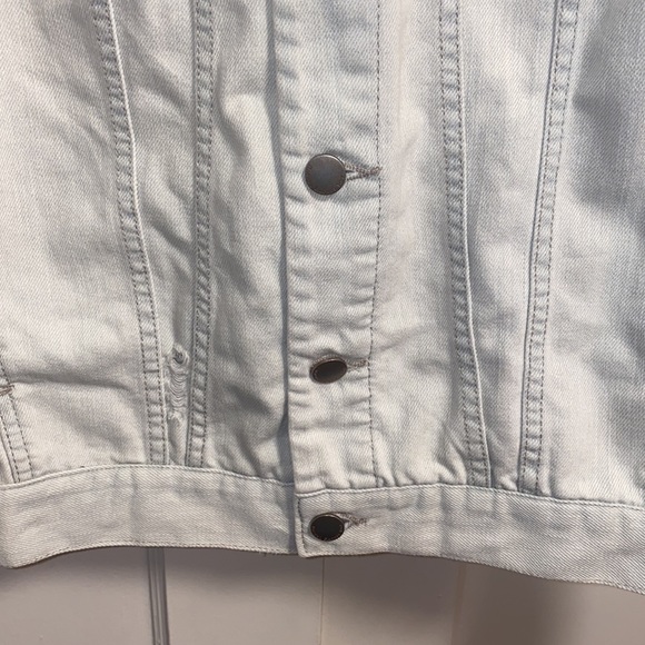 Rachel Roy XS Washout Distress Button Denim Shirt - Picture 4 of 15